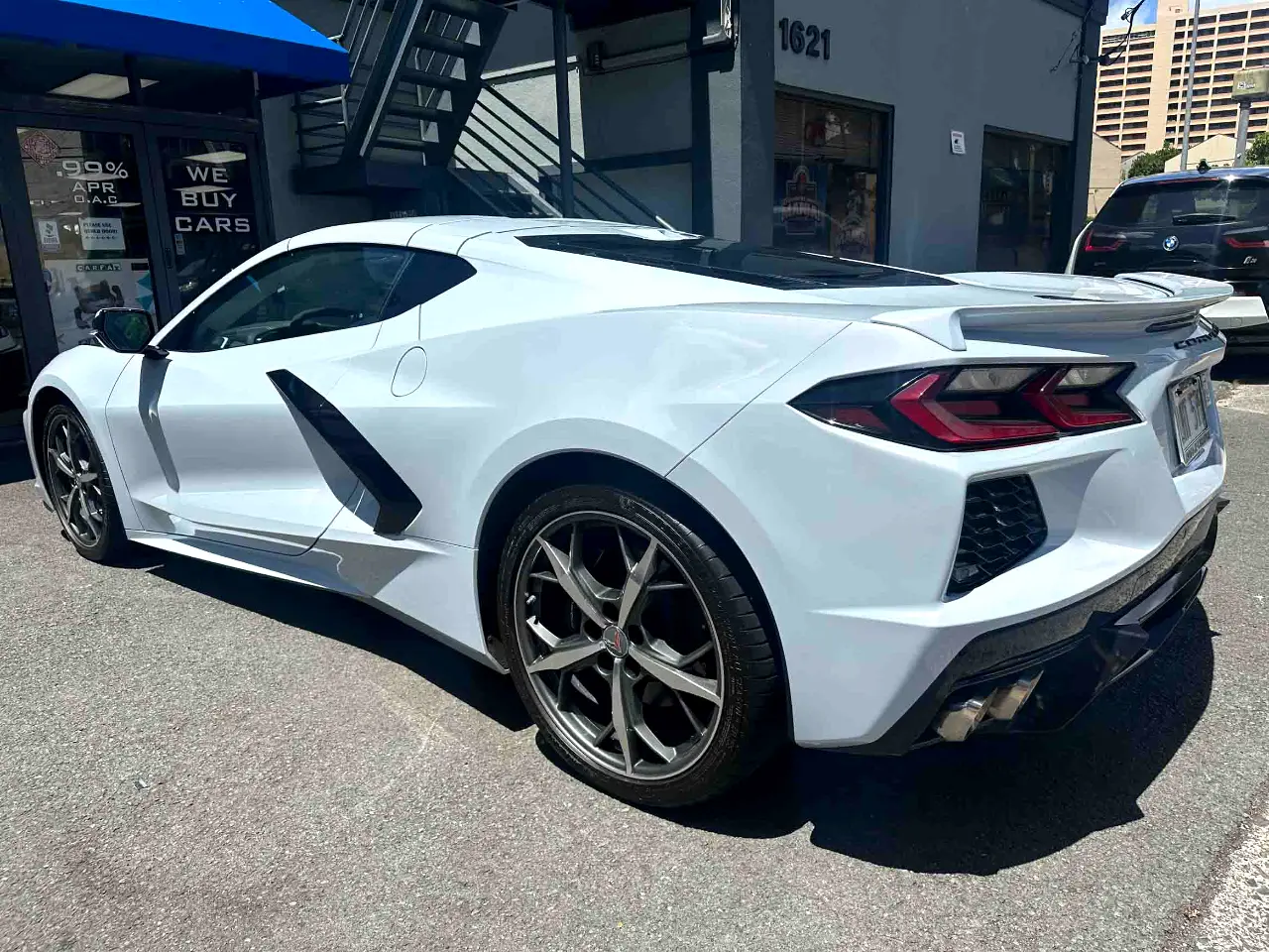 Detailed car image