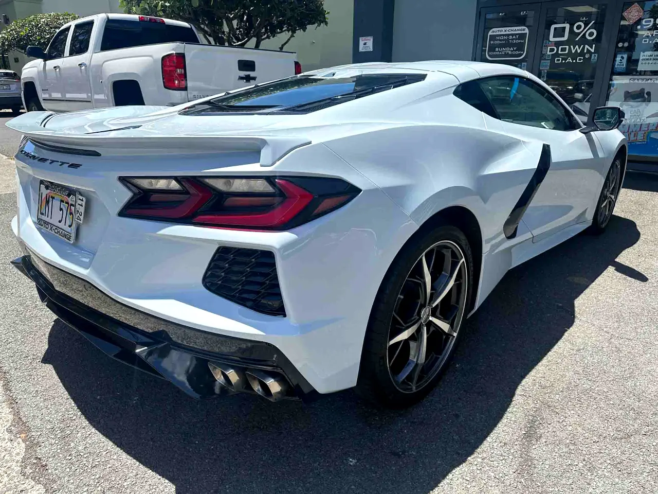 Detailed car image