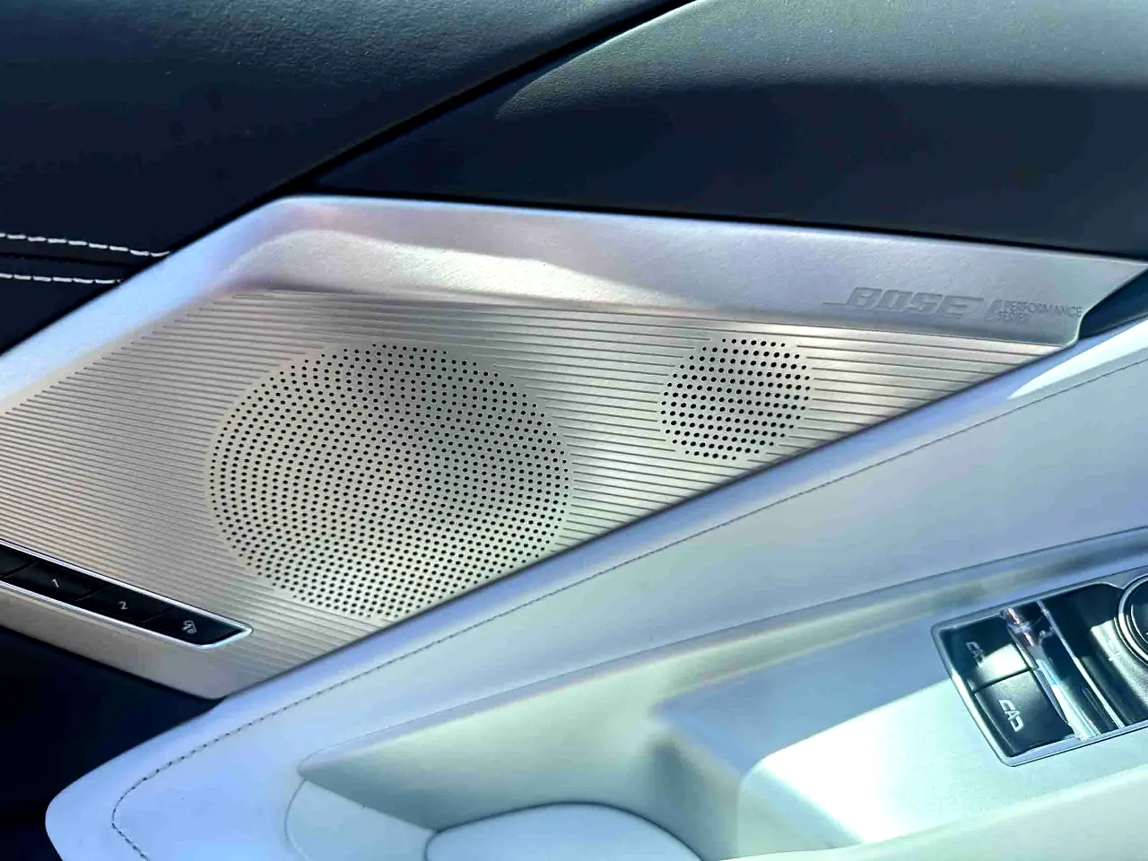 Detailed car image
