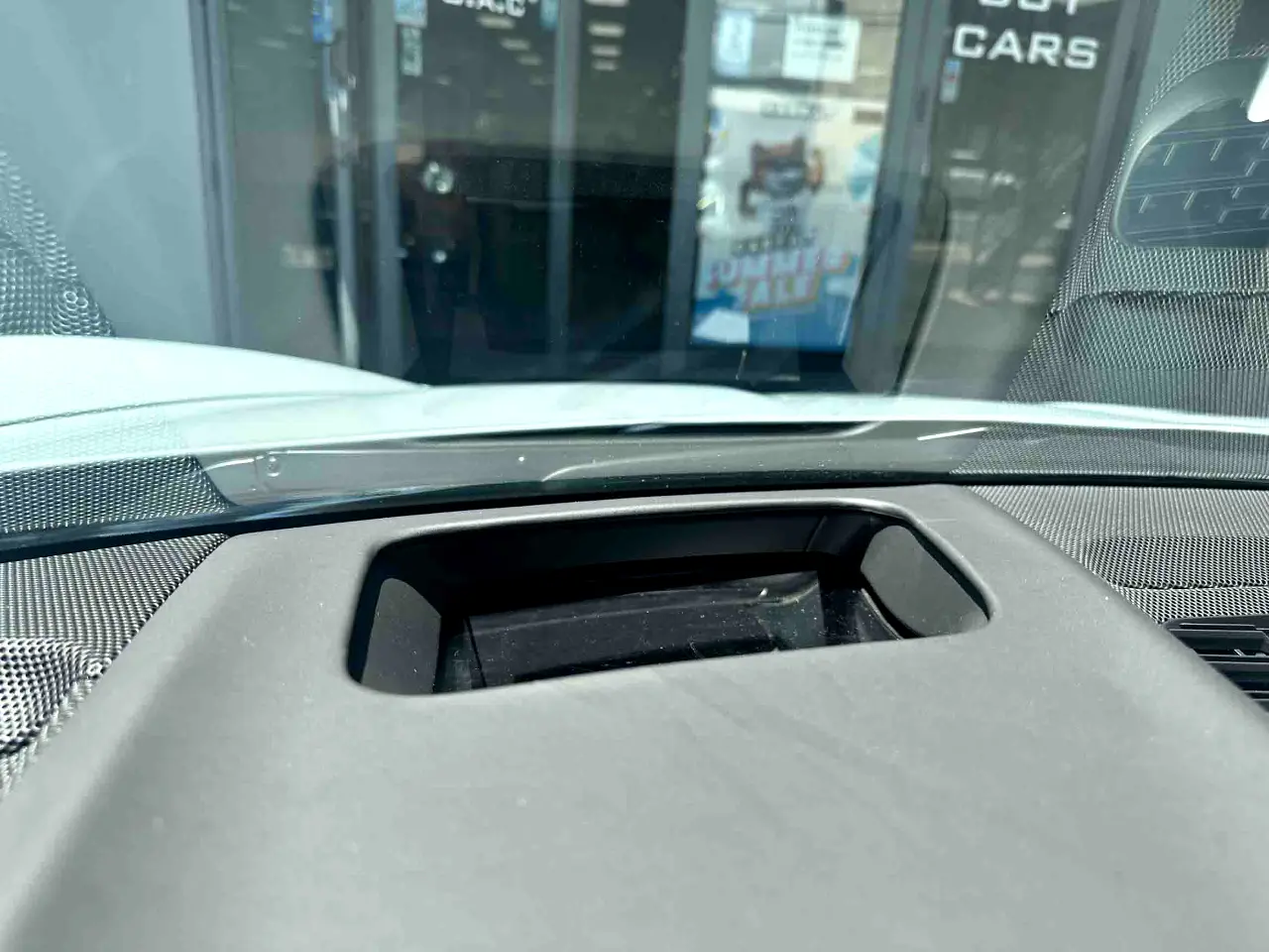 Detailed car image