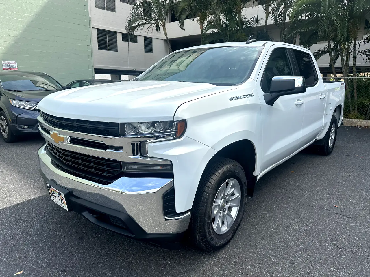 Detailed car image