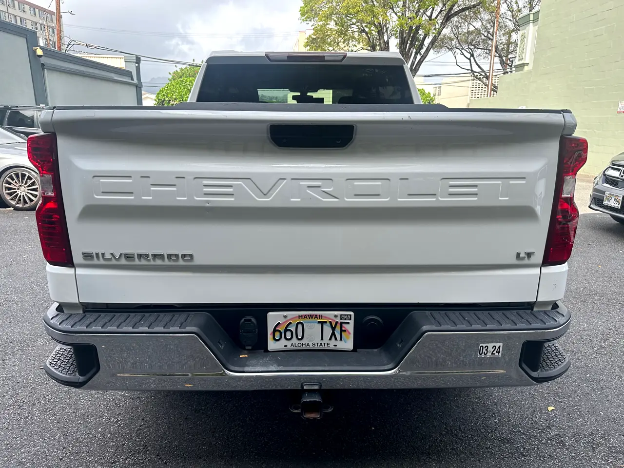 Detailed car image