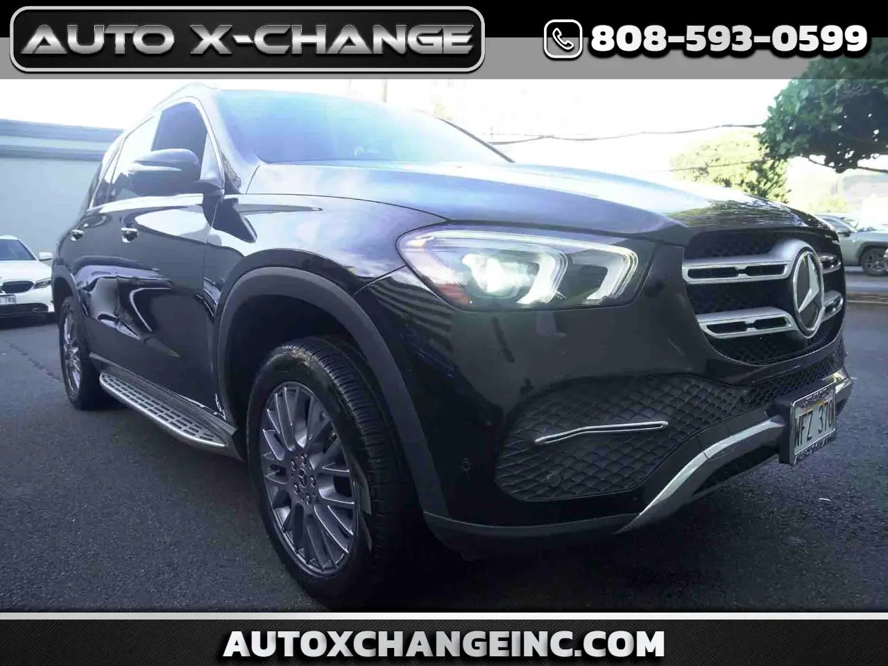 Detailed car image