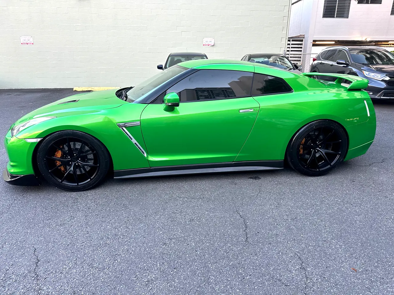 Detailed car image