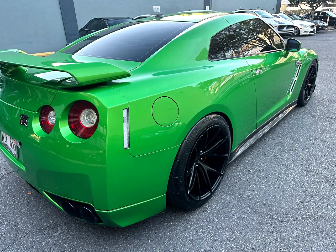 Detailed car image