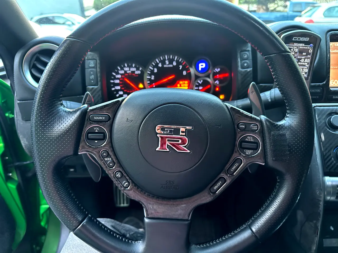 Detailed car image