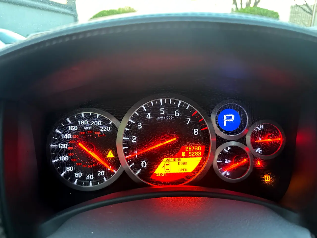 Detailed car image