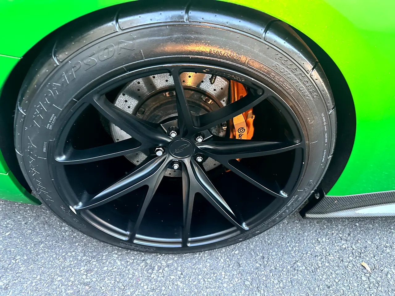 Detailed car image