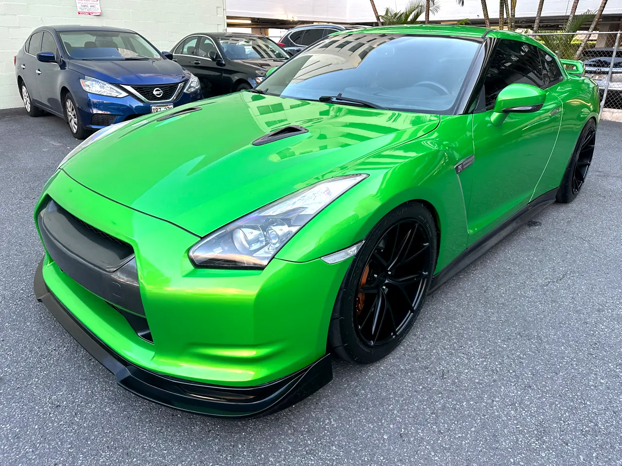 Detailed car image