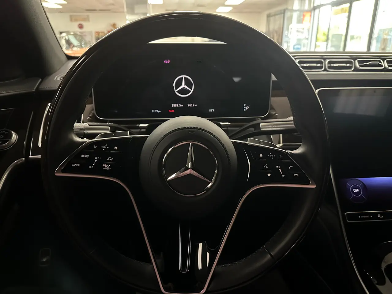 Detailed car image