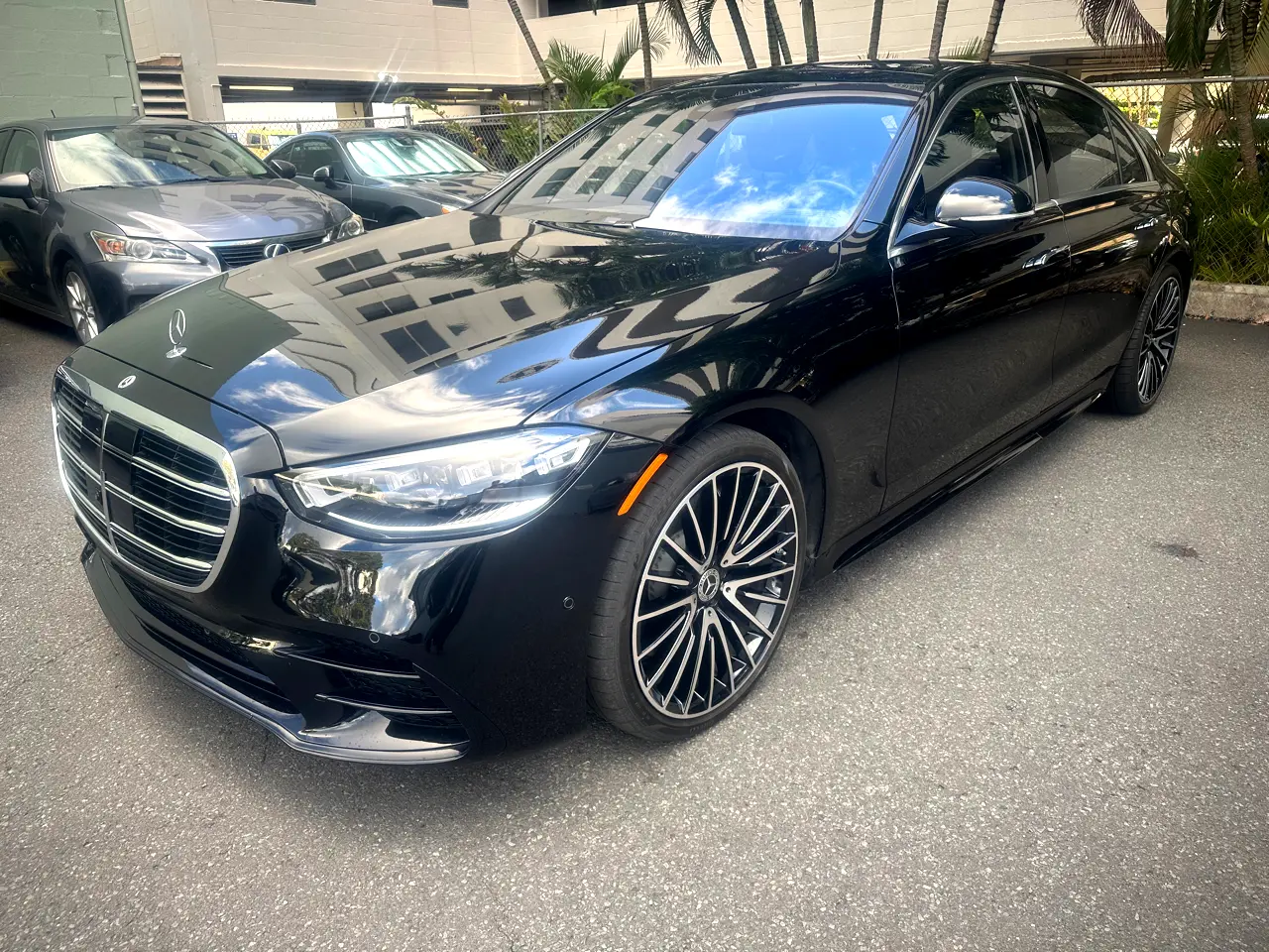 Detailed car image