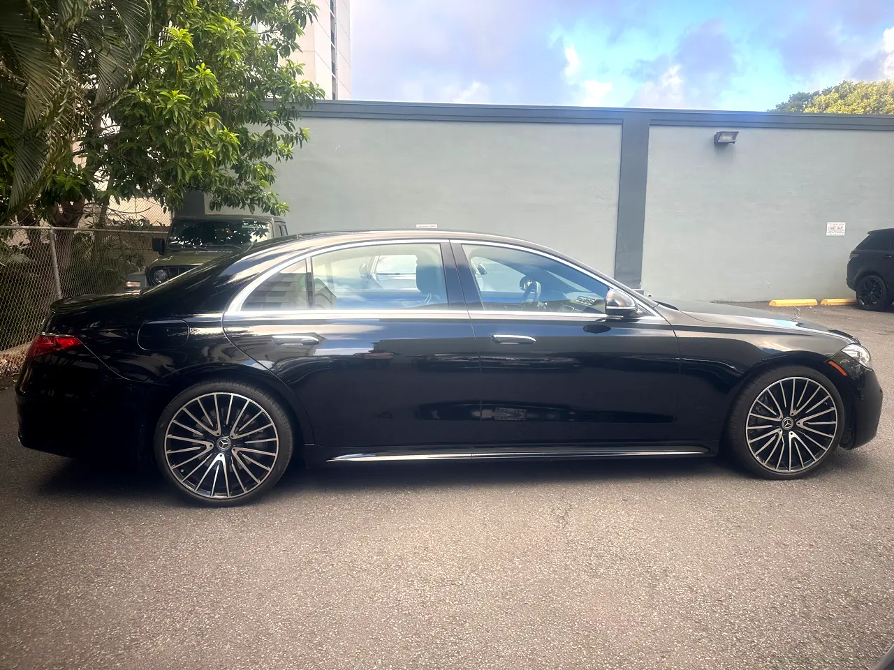 Detailed car image