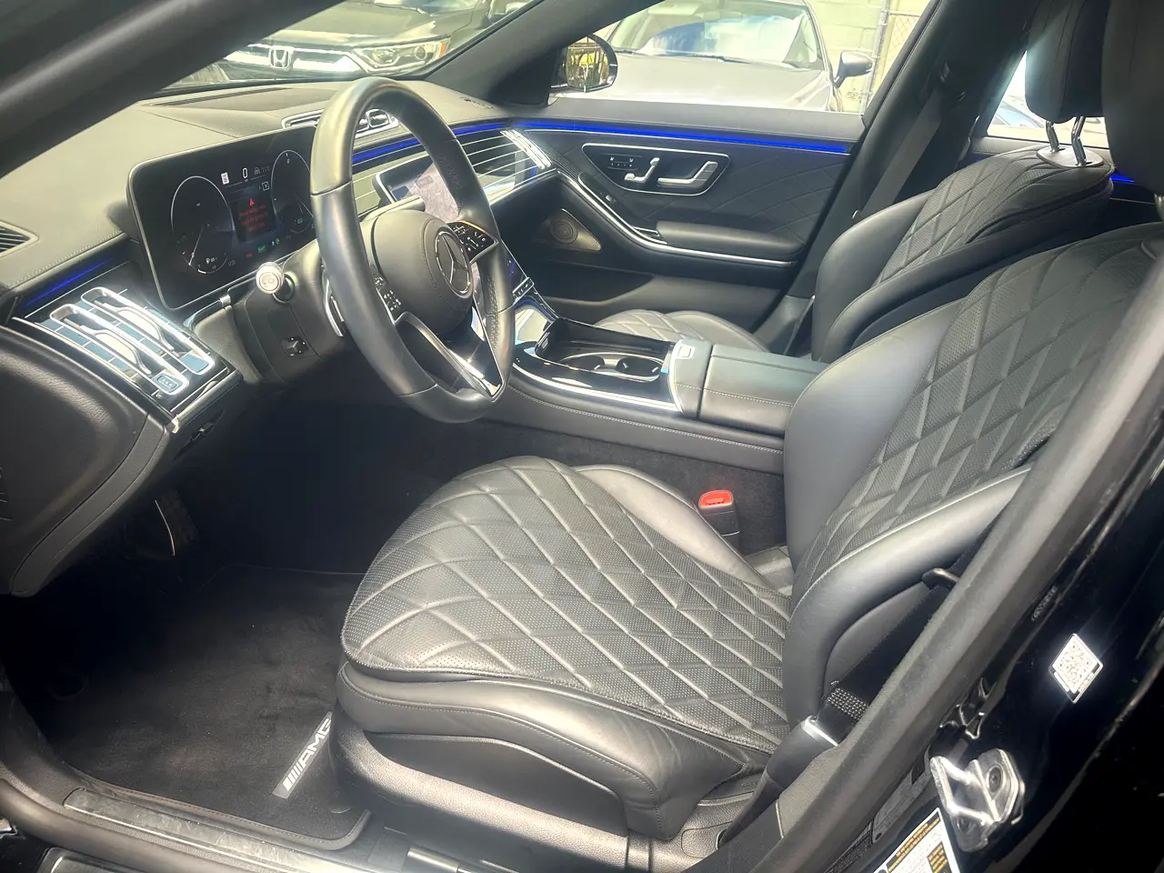 Detailed car image