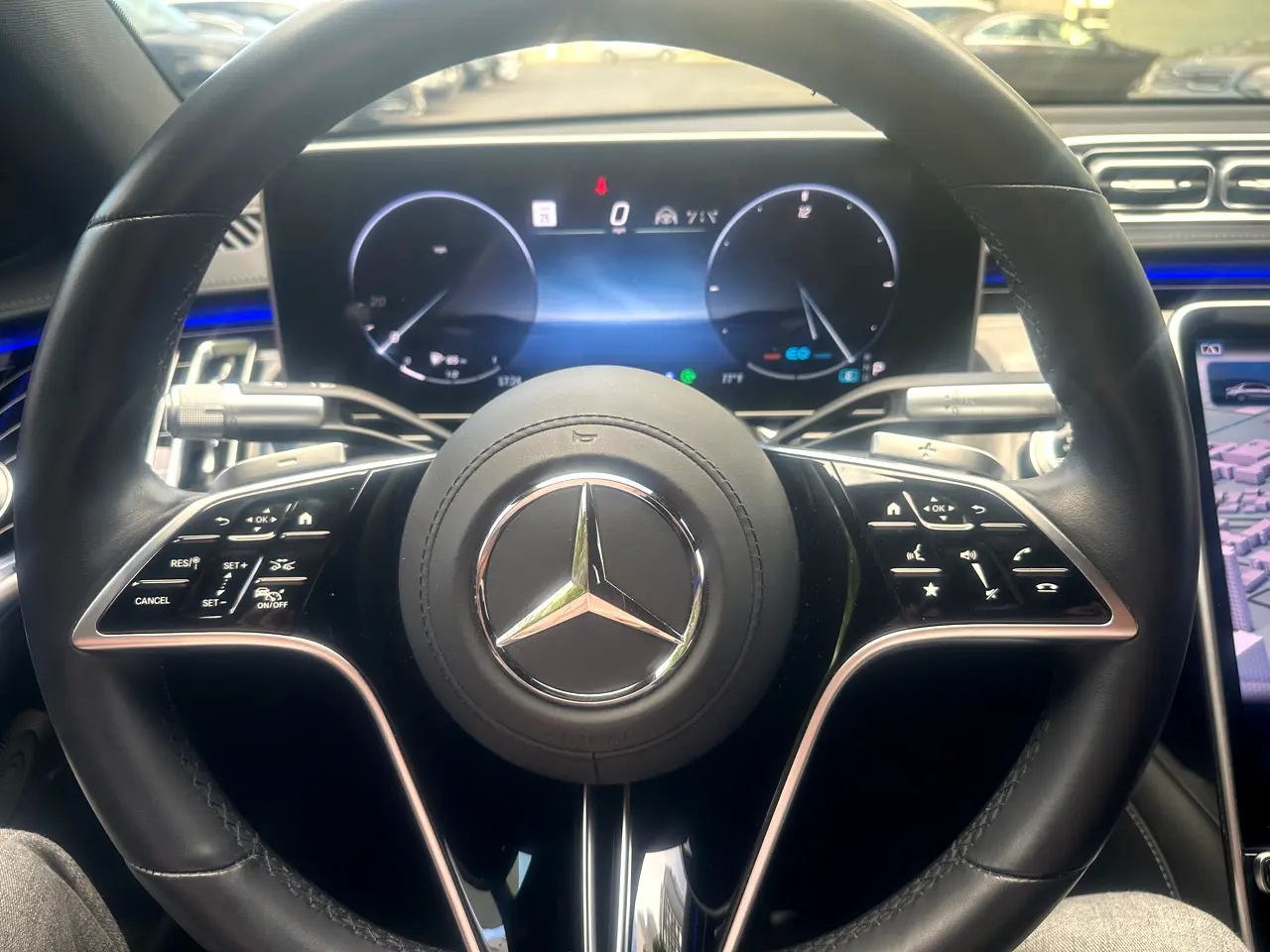 Detailed car image