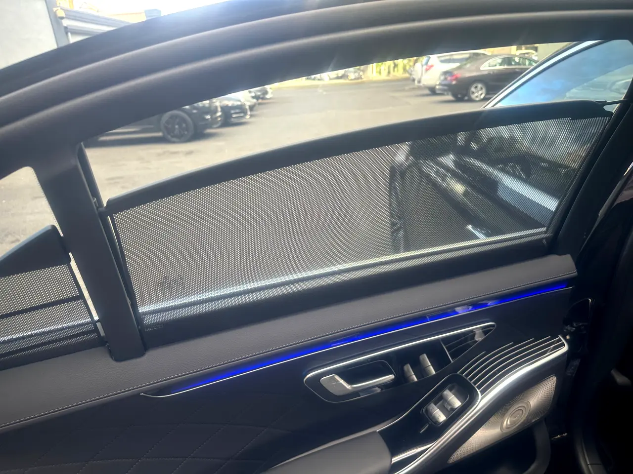 Detailed car image
