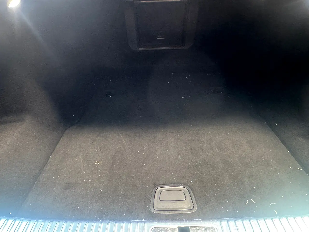 Detailed car image