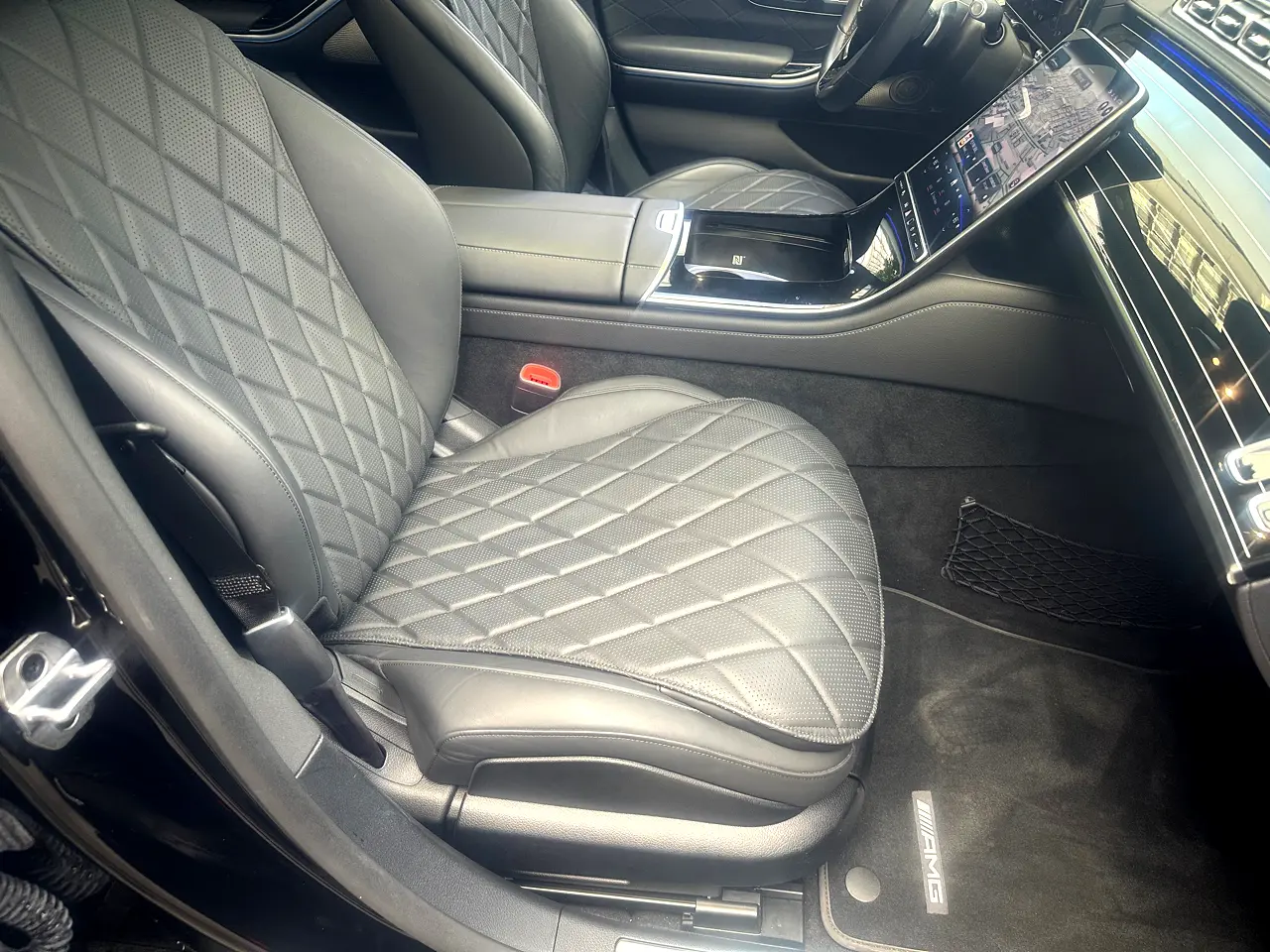 Detailed car image