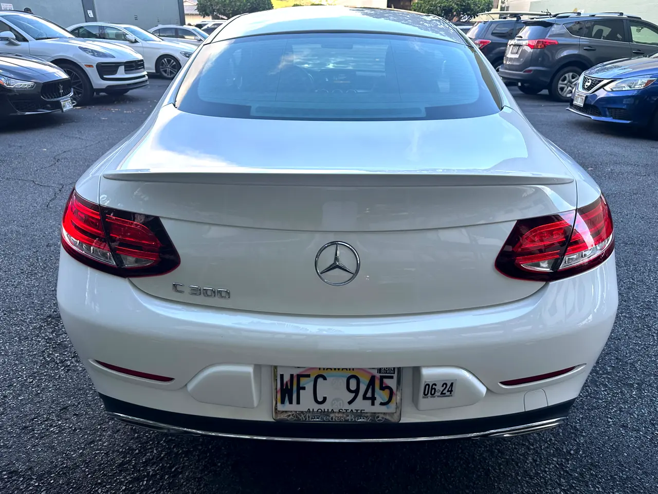 Detailed car image