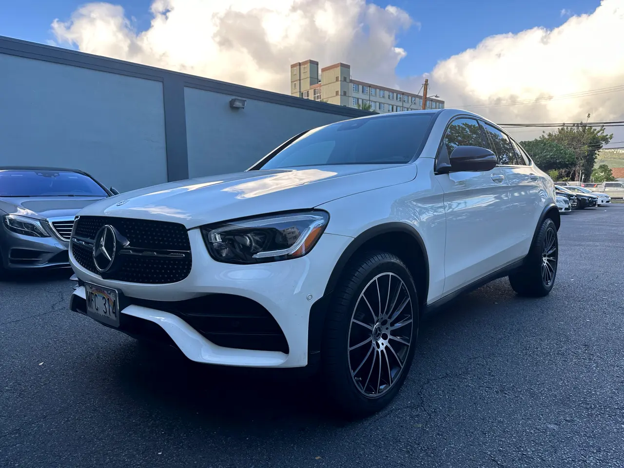 Detailed car image
