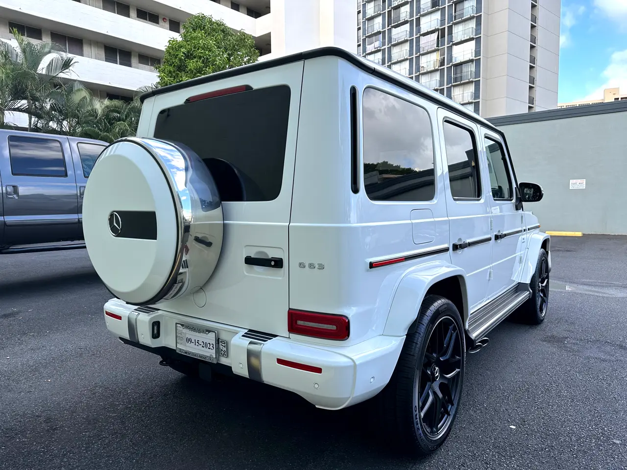 Detailed car image