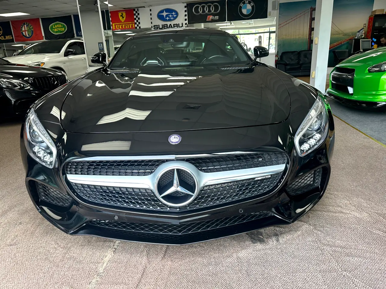 Detailed car image