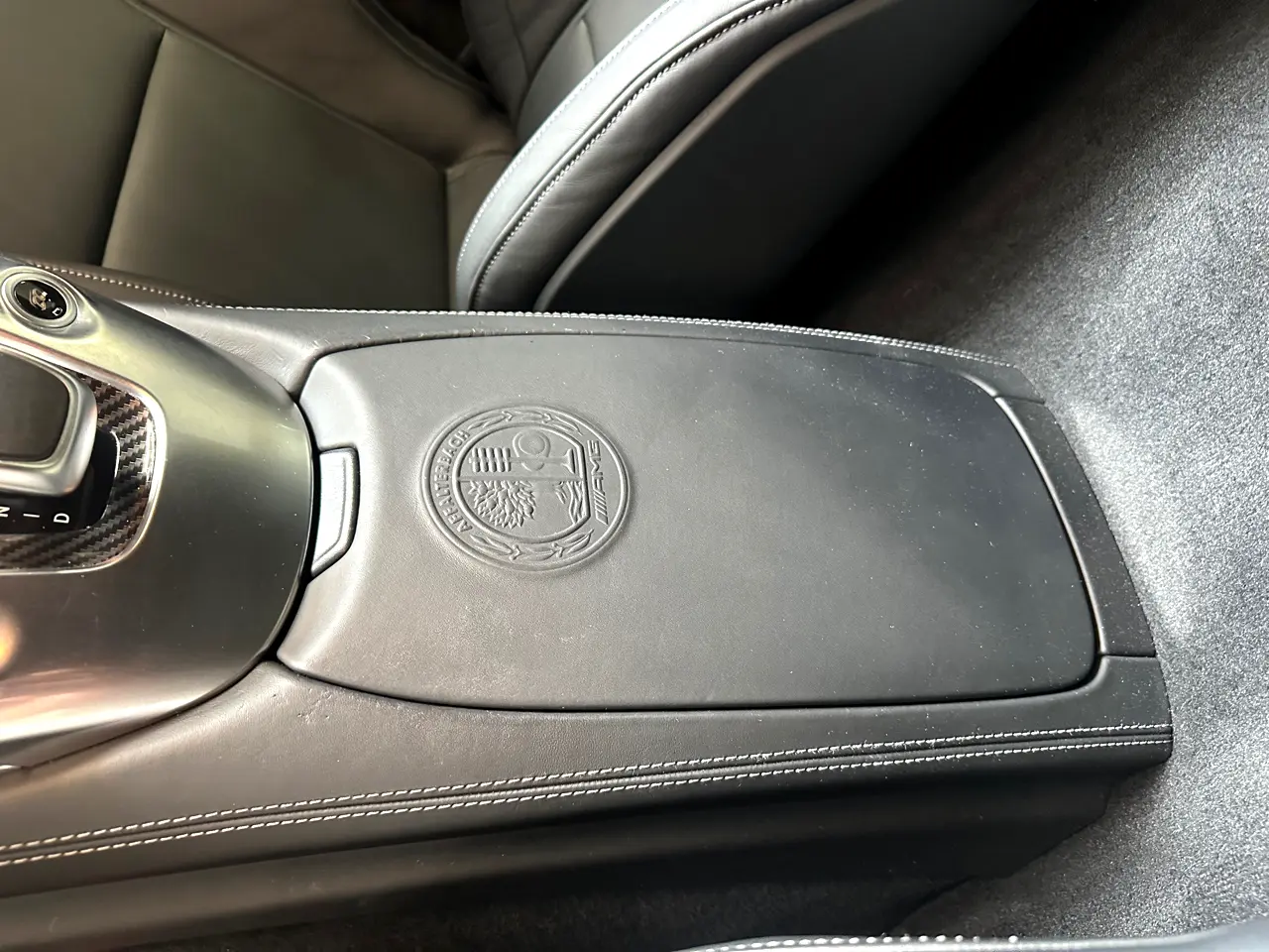 Detailed car image