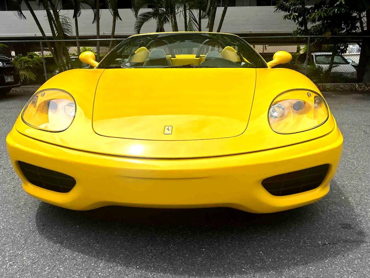 Detailed car image